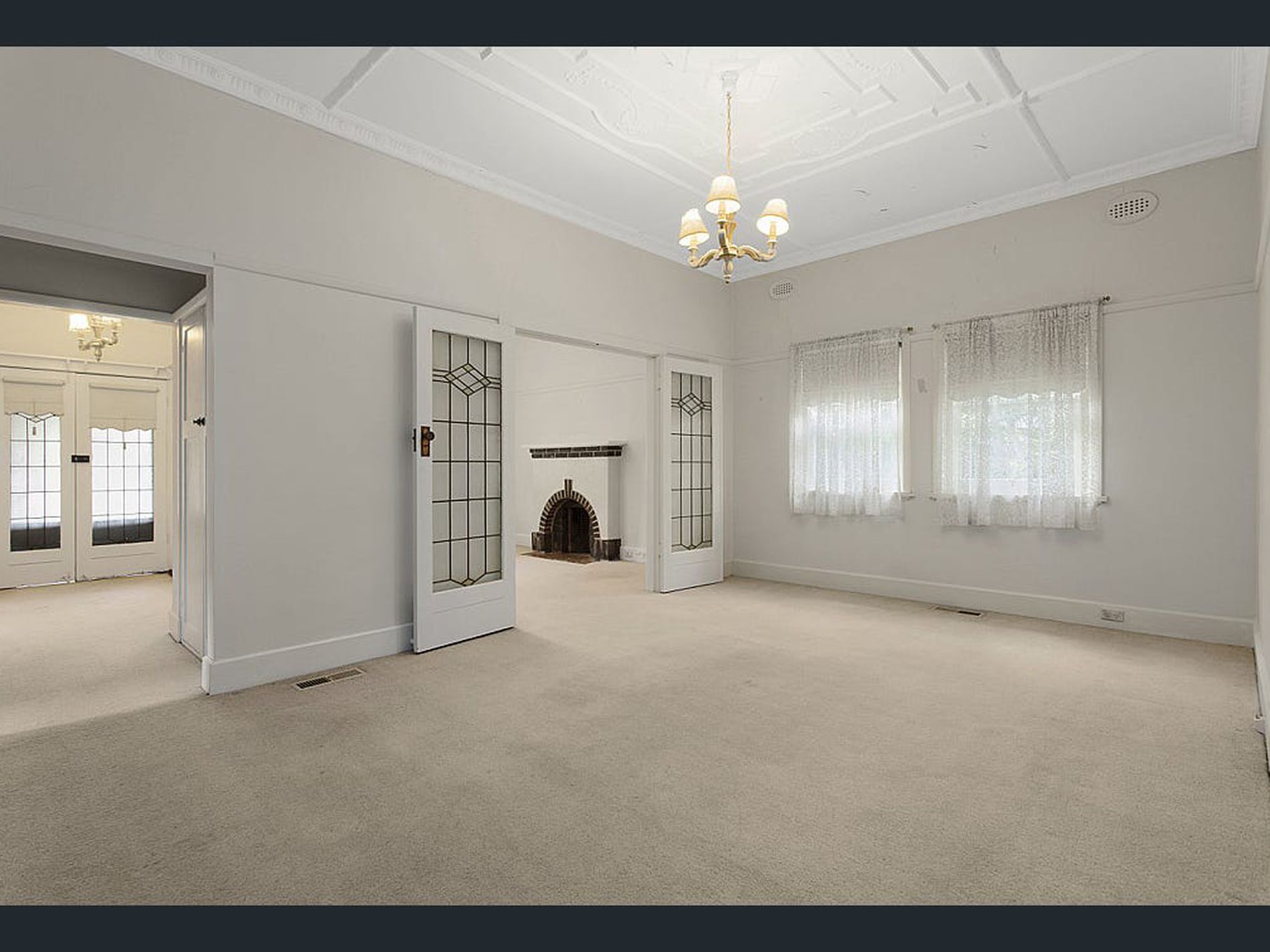 7 Oakdene Crescent, Carnegie