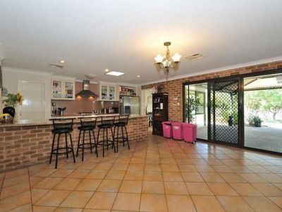 215 Boomerang Road, Oldbury
