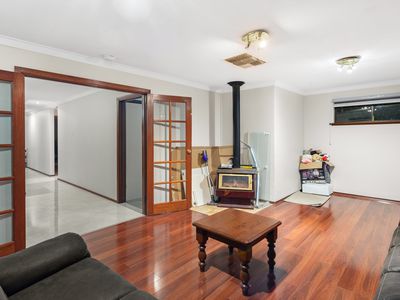79 Grenadier Drive, Thornlie
