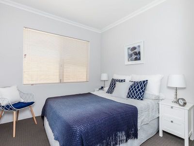 8/12 Willespie Drive, Pearsall