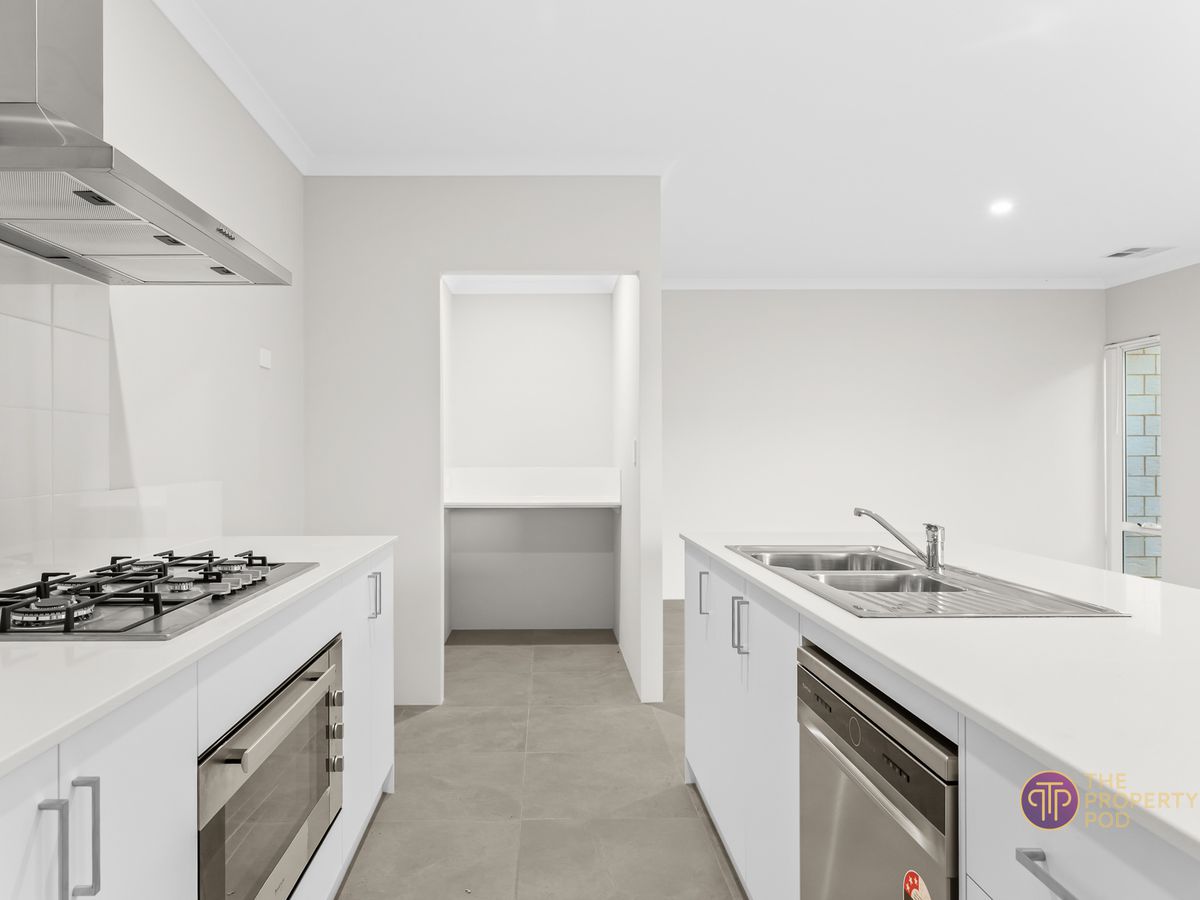 8 Ballyronan Road, Maddington