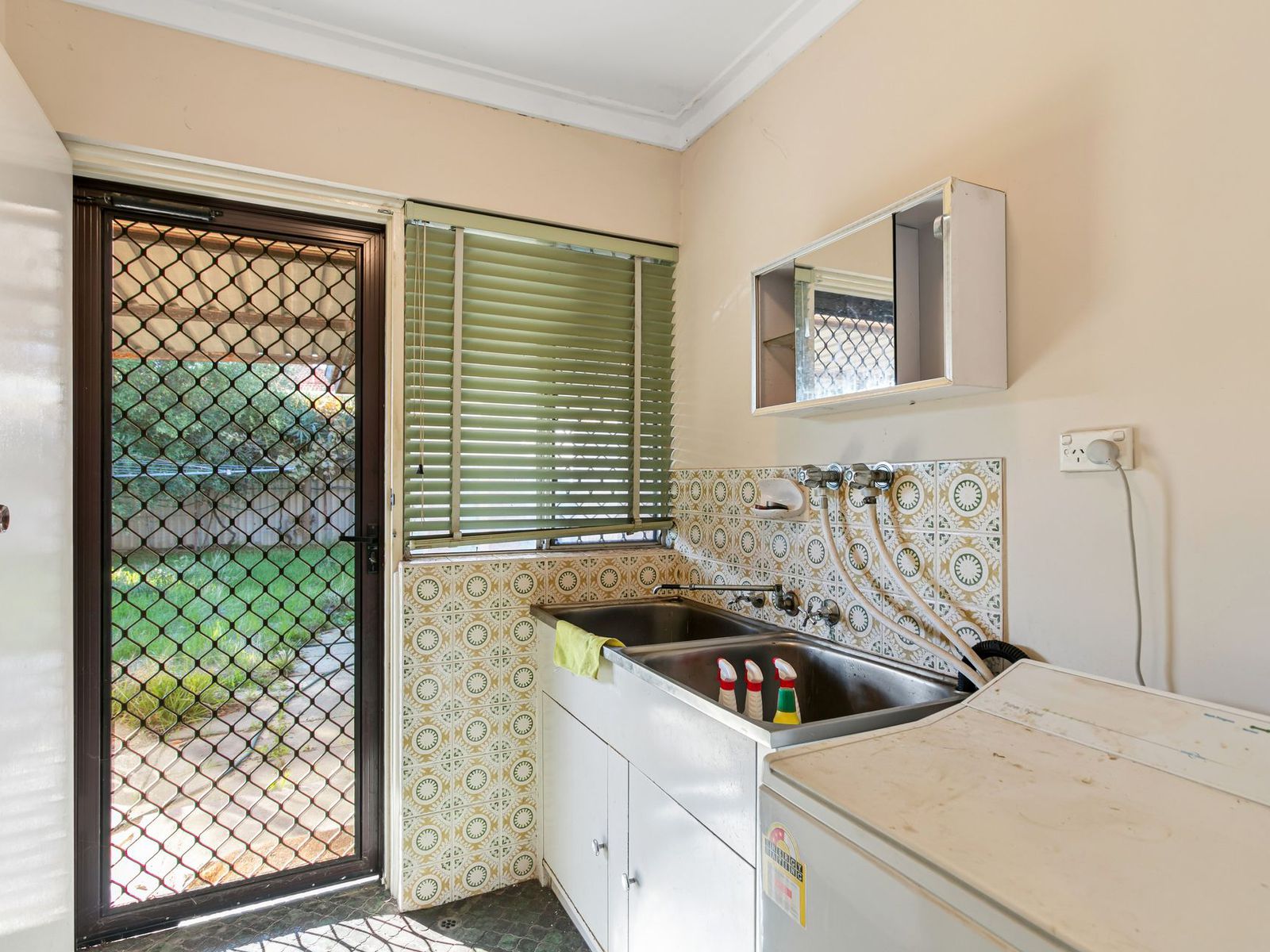 33 Avocet Road, Stirling