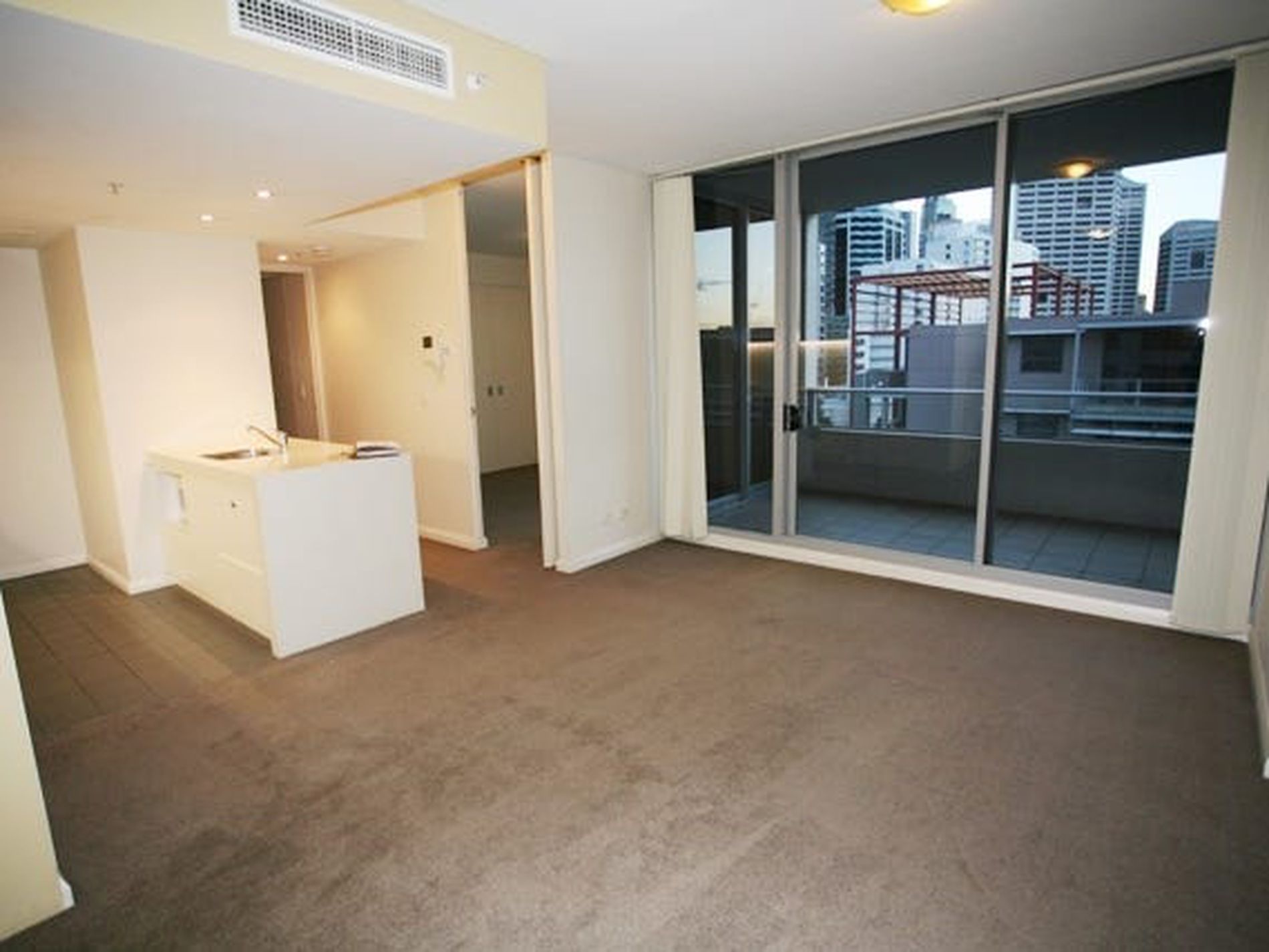 813 / 35 Shelley Street, Sydney