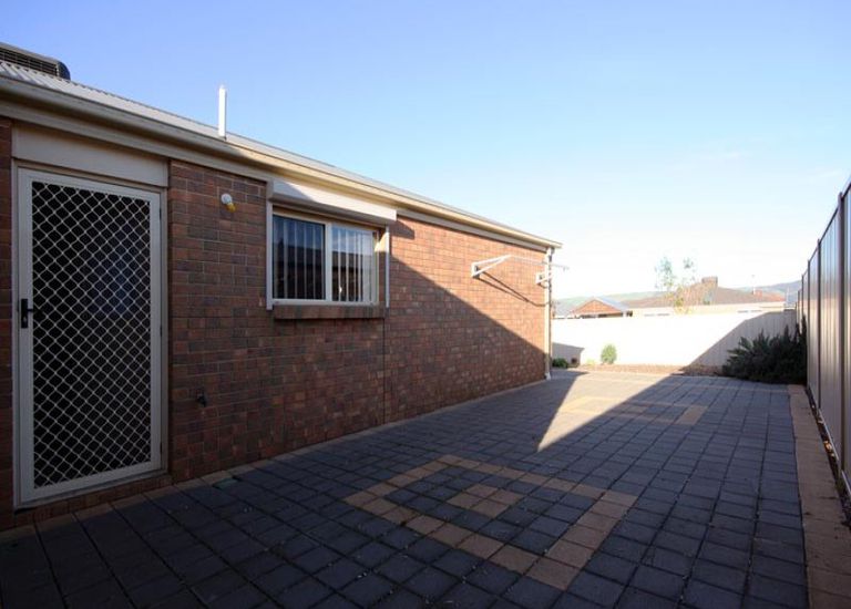 66 Pridham Blvd, Aldinga Beach