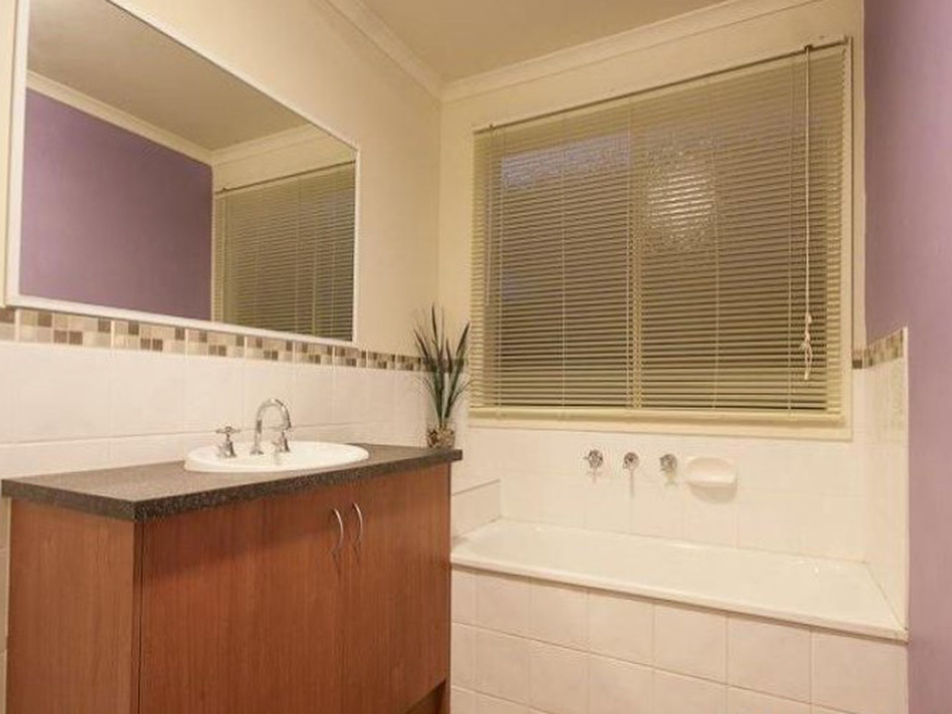 35 Bradford Drive, Cranbourne East