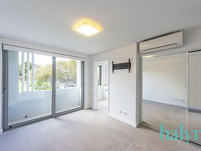 2 / 32 Cowle Street, West Perth