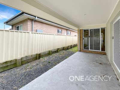 10 Peak Ave, North Nowra