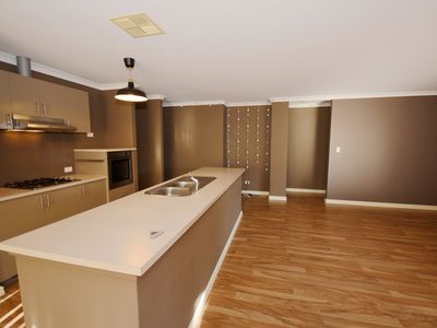 9 Astroloma Drive, Success