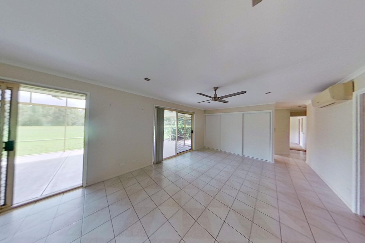 22 Silverdale CRT, Cooroibah