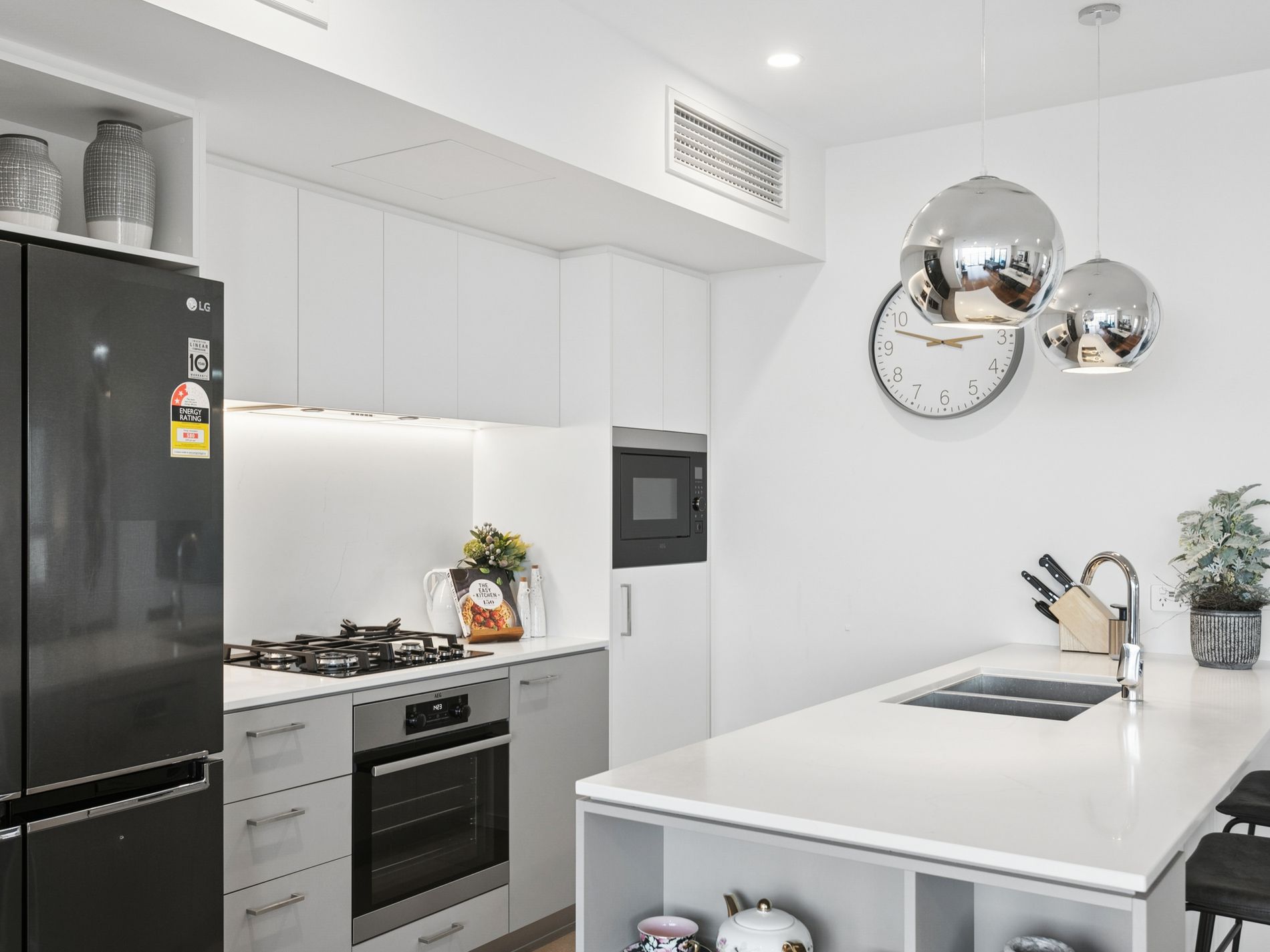 1706 / 908 Canning Highway, Applecross
