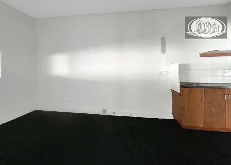 24 Henty Street, Portland