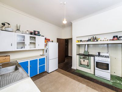 110 Wood Street, Inglewood