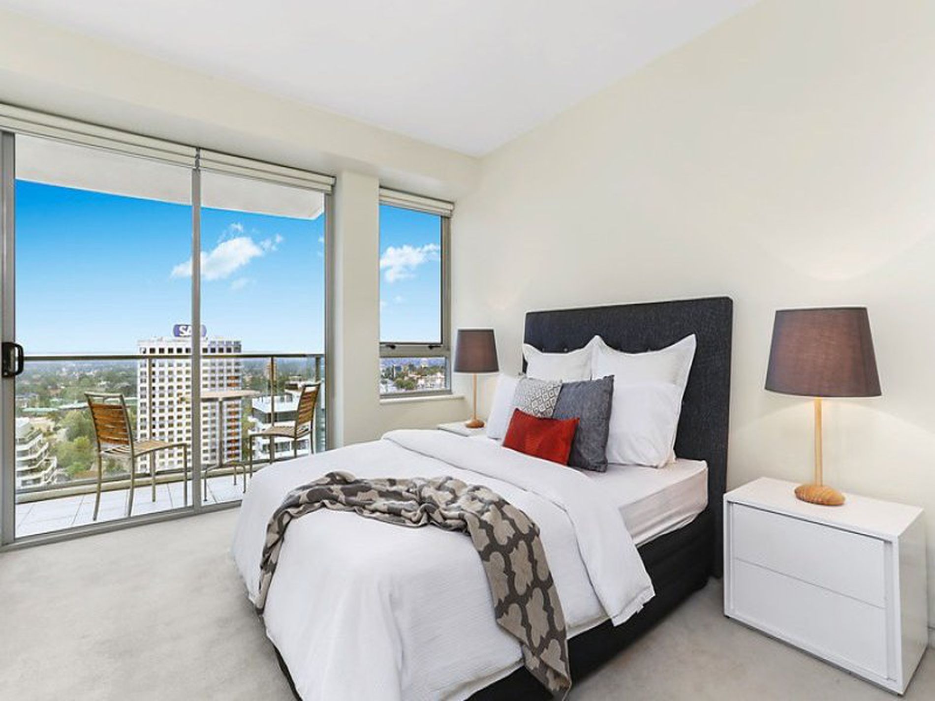 2505 / 77-81 Berry Street, North Sydney