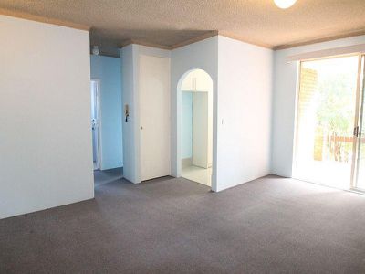 9 / 2 Queen St, Arncliffe