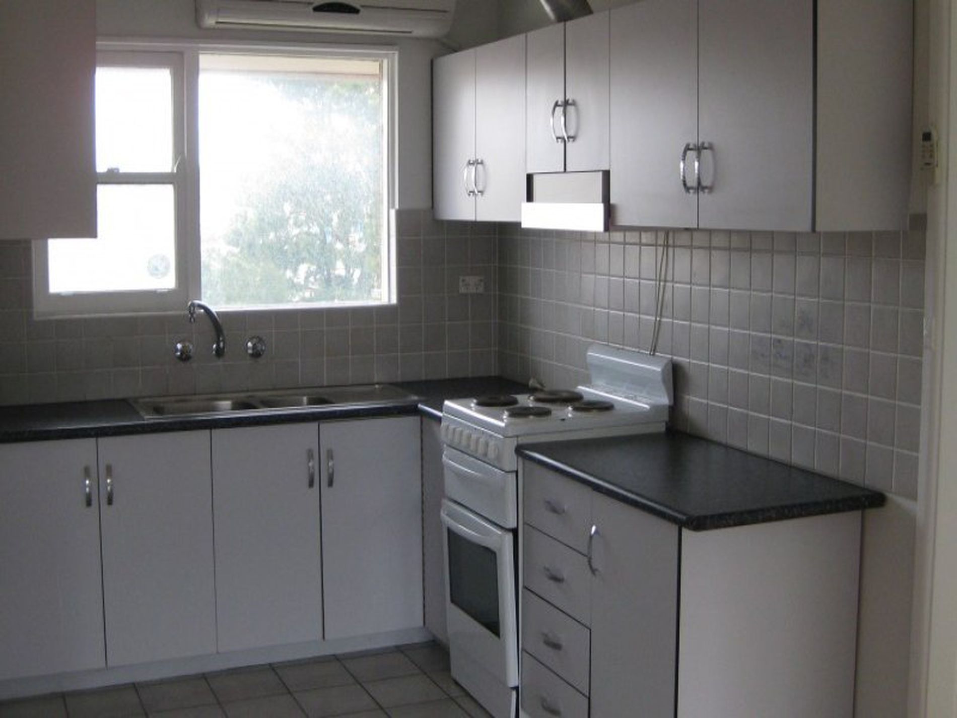 4 / 86-88 Shellharbour Road, Warrawong