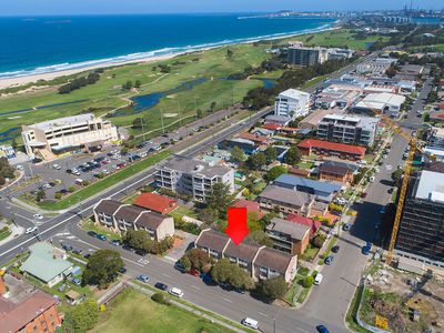 4 / 13 Bank Street, Wollongong