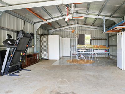 18 Damien Street, Mareeba