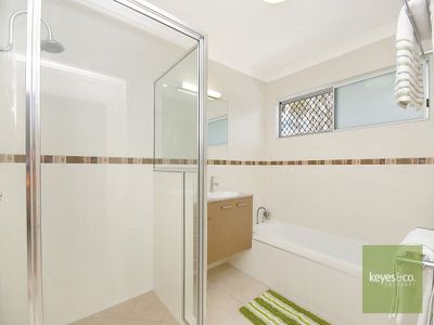 6 Moreton Ash Drive, Douglas