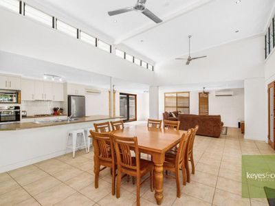 12 Cobb Court, Annandale