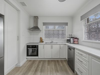 1 / 103 Macquarie Street, George Town