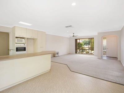 Unit 2 / 129 Hovell Street, Howlong