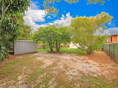 55 Roseberry Pde, Wynnum West