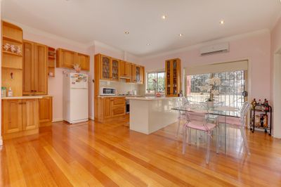 2 / 47 York Street, Airport West