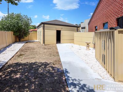 1 Rushbrook Close, Horsham