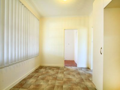 156 Princes Highway, Unanderra