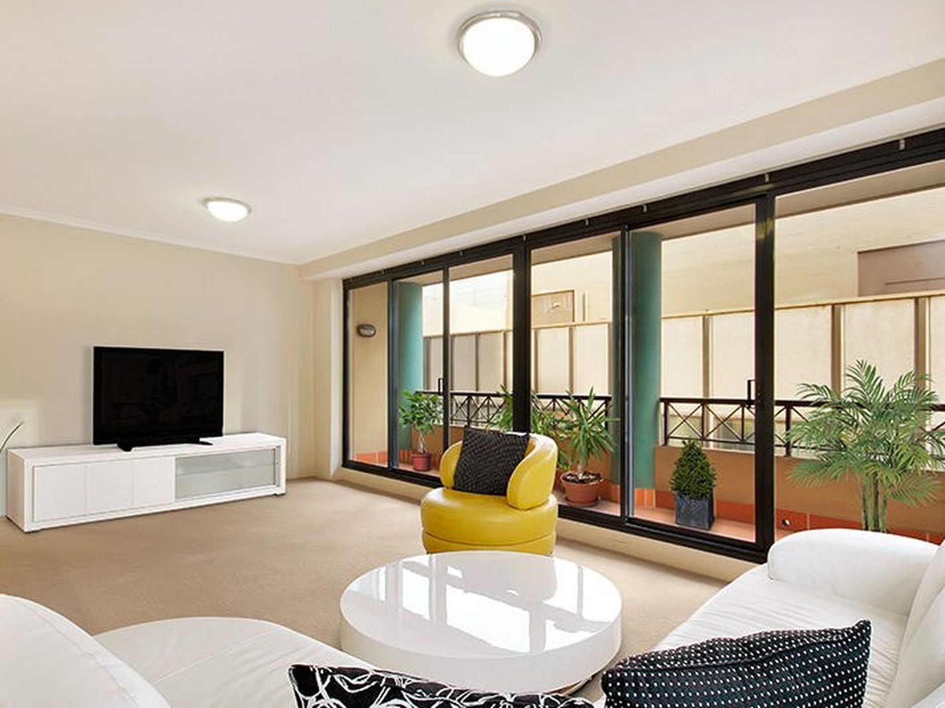 1603 / 1 Hosking Place, Sydney