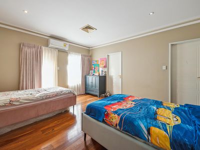 12 Edgar Way, Mount Pleasant