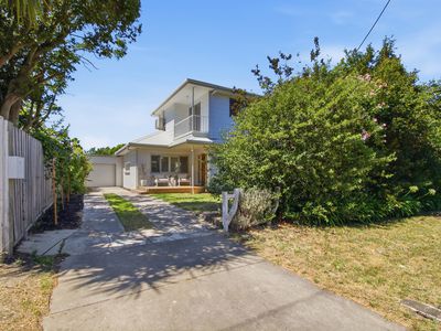 44 Barkly Street, Sale