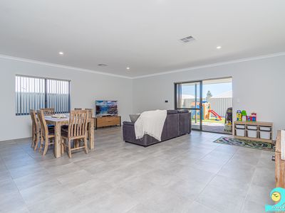 10 Paddle Way, Yanchep