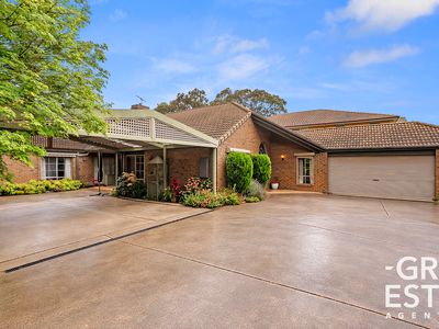 13 The Glade, Dandenong