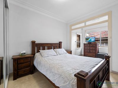 2 Collins Crescent, Yagoona