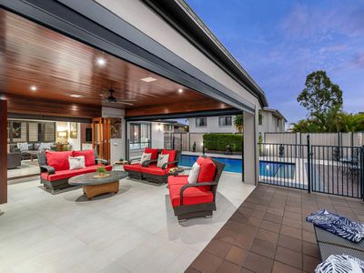 17 Senden Crescent, Manly West