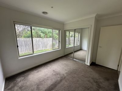 12 / 12 Stanley Street, Wallan
