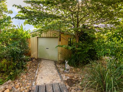 13 Meghan Crescent, Qunaba