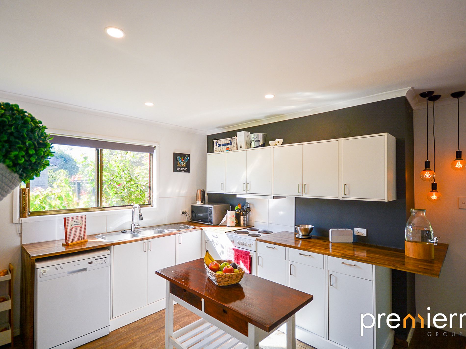 6 Irving Court, Collingwood Park