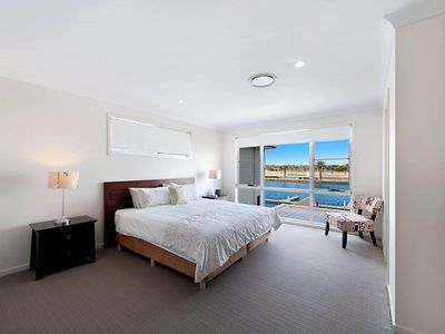 62 Harbour Rise, Hope Island