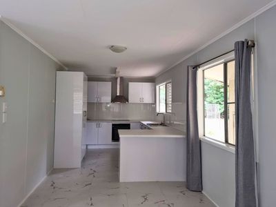 4 Yeates Crescent, Dysart
