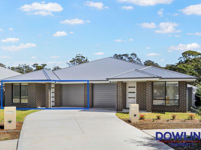 2 / 4 Emerald Close, Medowie
