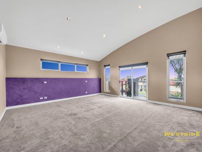 10 Springview Boulevard, Taylors Hill