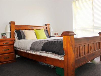 27 Munro St, Windradyne