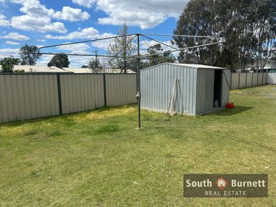 17 Deakin Crescent, Nanango