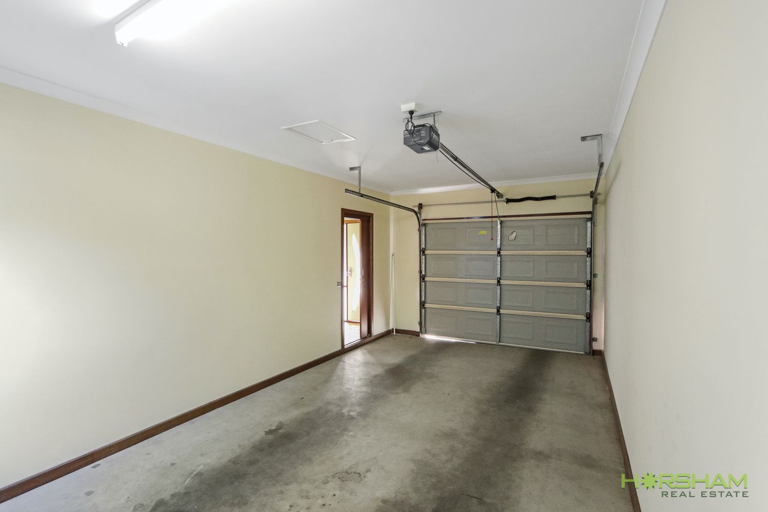 2 / 6 Carroll Street, Horsham