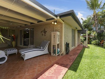 43 Gooloi Court, Tewantin