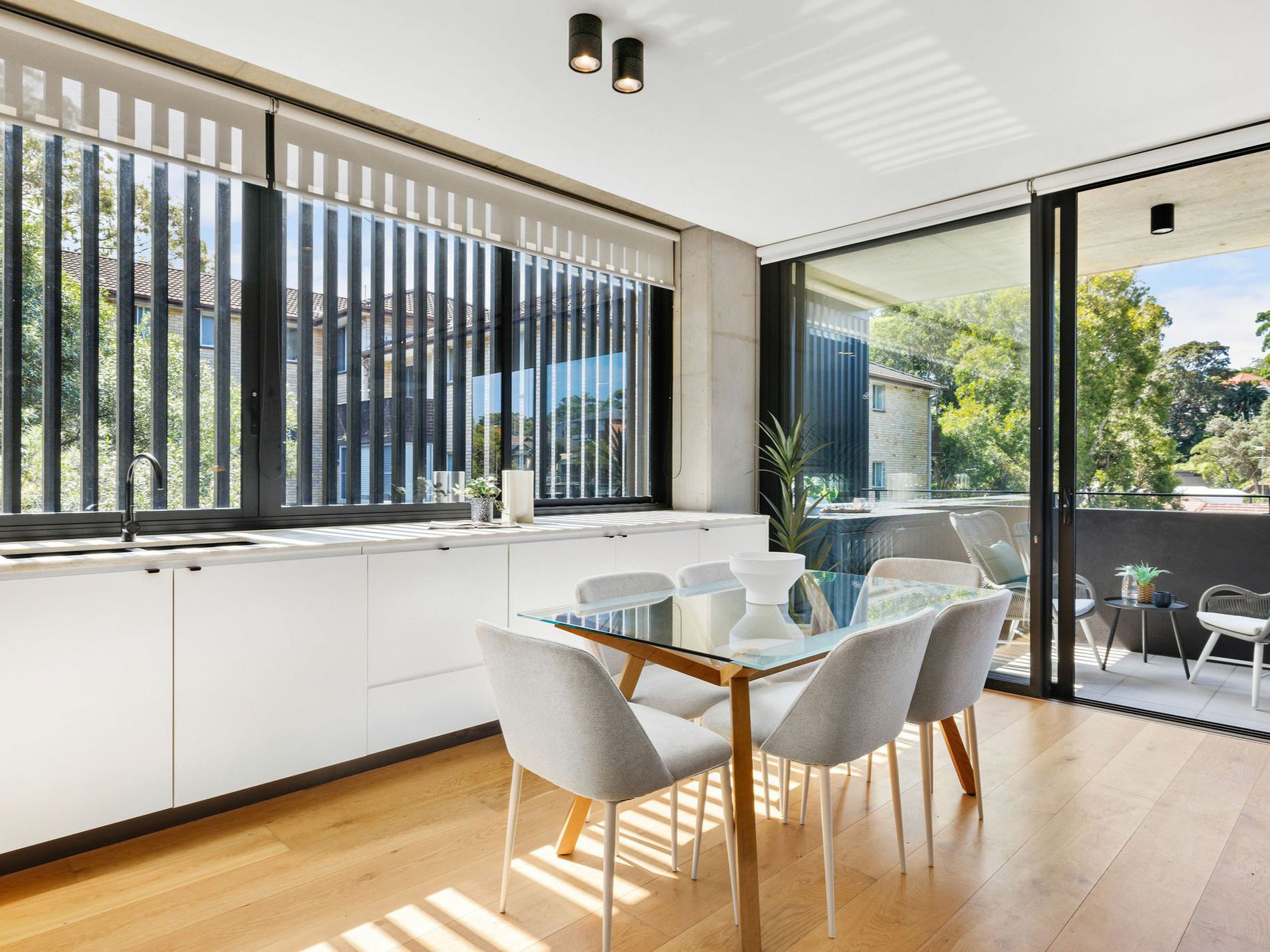 28 / 293 Alison Road, Coogee