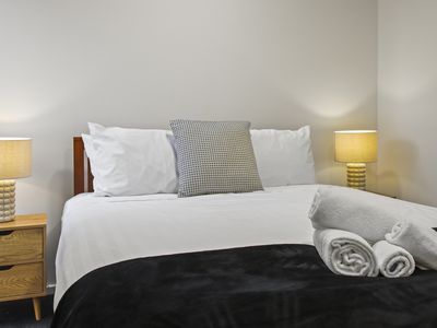 4 / 13 York Street, Geelong