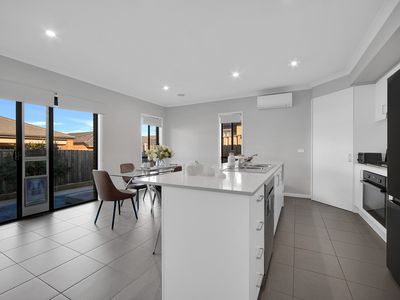 53 Wagner Drive, Werribee